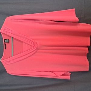 East 5th XL women's top. Peachy color.